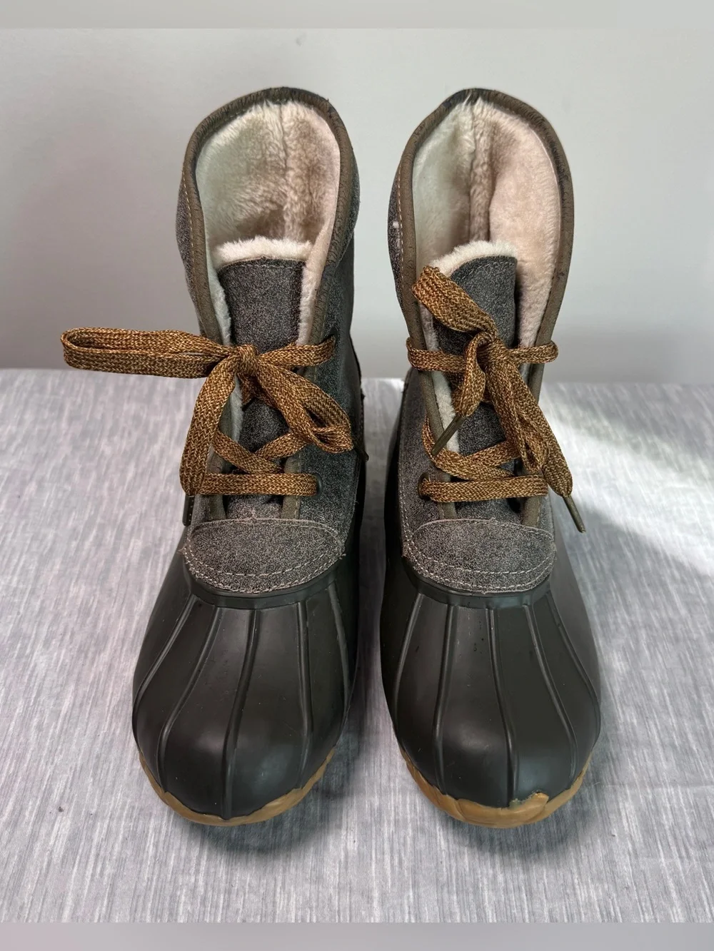 Vintage Sporto Diana Duck Boot | 7 | Gray Suede Faux Fur Lined | Genuine Duck - Picture 2 of 10